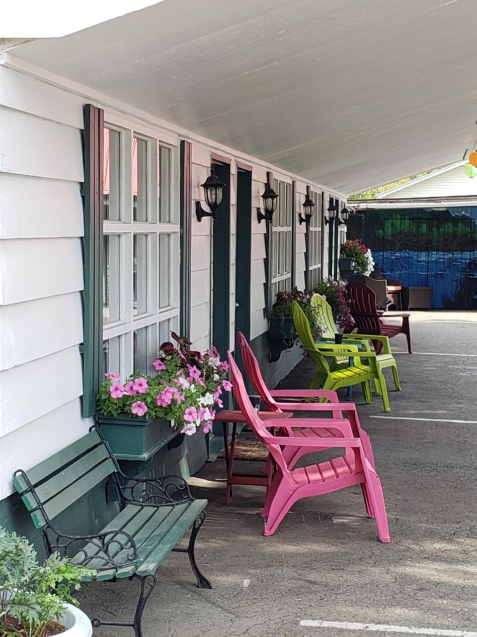 Reno Motel Salmo Dış mekan fotoğraf