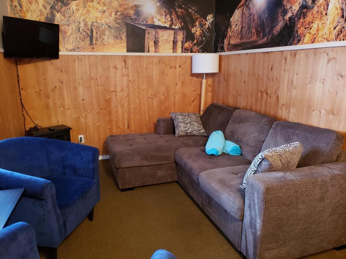 Reno Motel Salmo Dış mekan fotoğraf